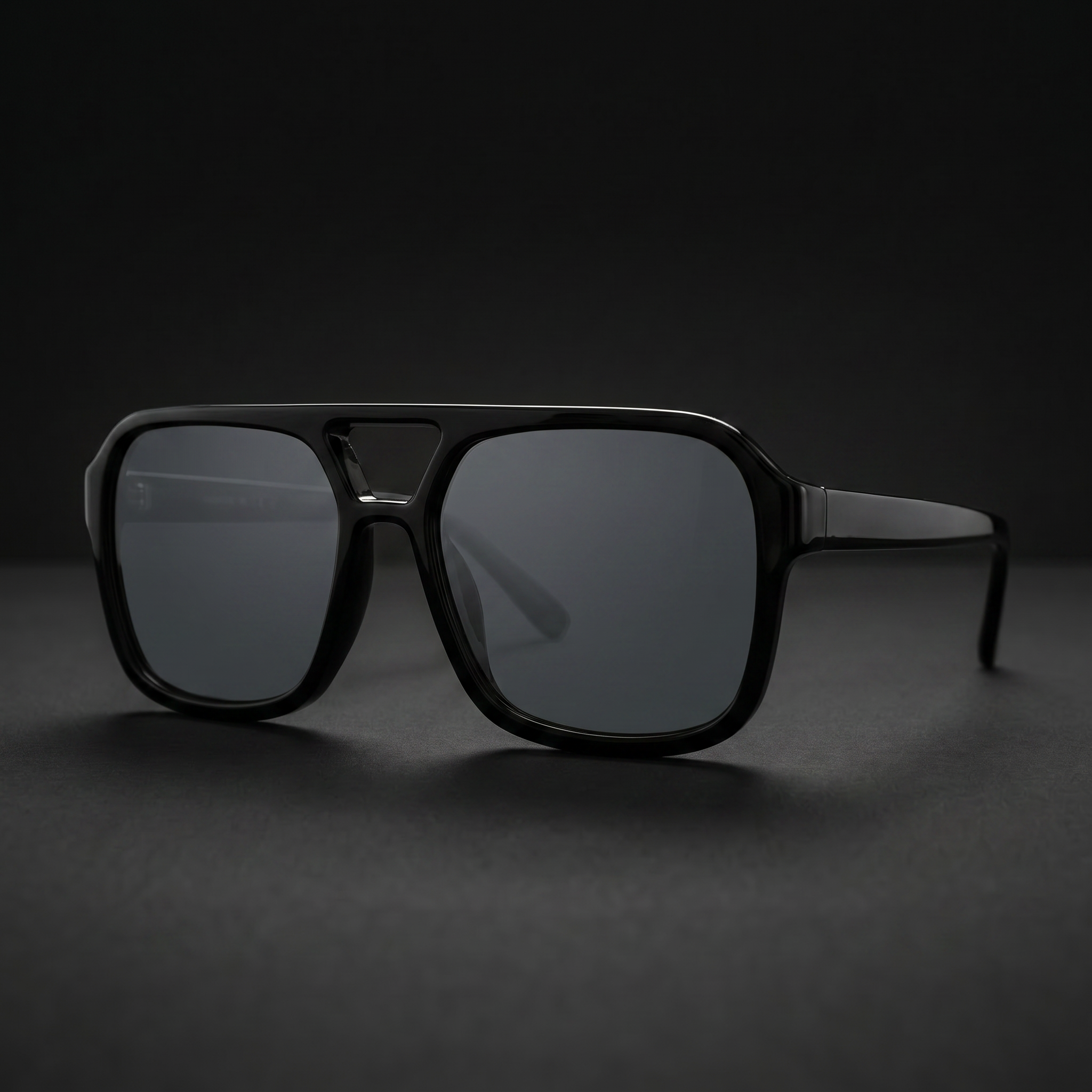 Vintage Square Sport Sunglasses – Black/Gray colorway close-up