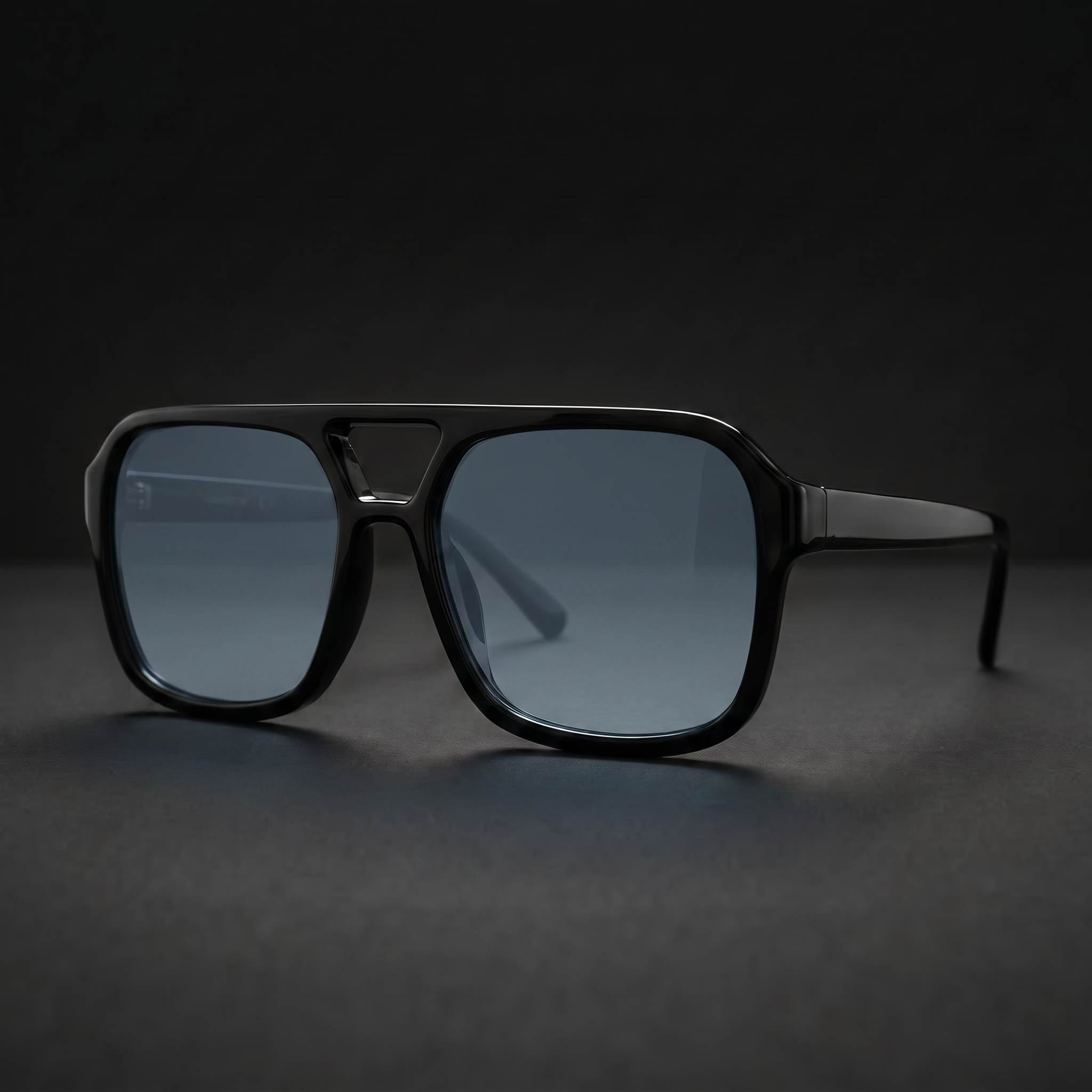 Vintage Square Sport Sunglasses – Black/Blue Gray colorway close-up