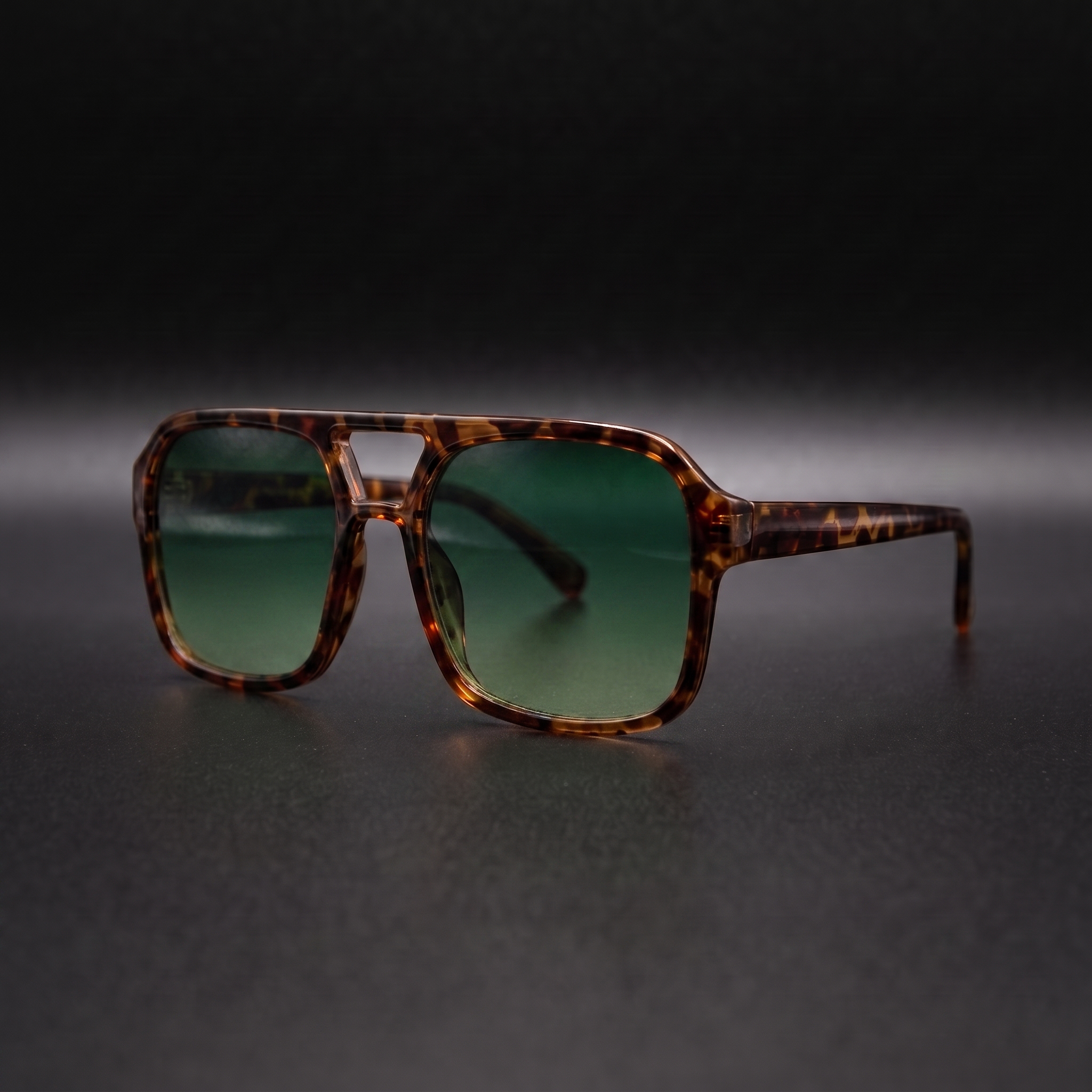 Vintage Square Sport Sunglasses – Tortoise/Green colorway close-up